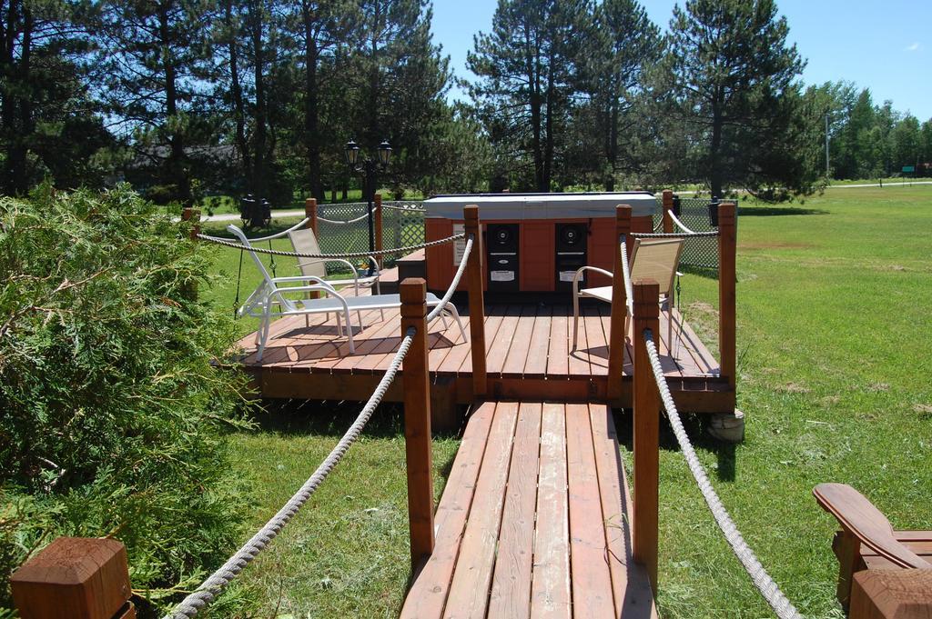 Auberge Godard Nominingue Exterior photo