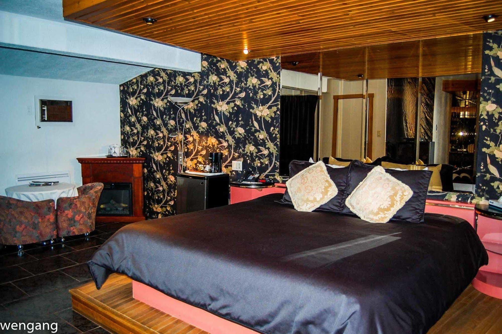 Auberge Godard Nominingue Exterior photo