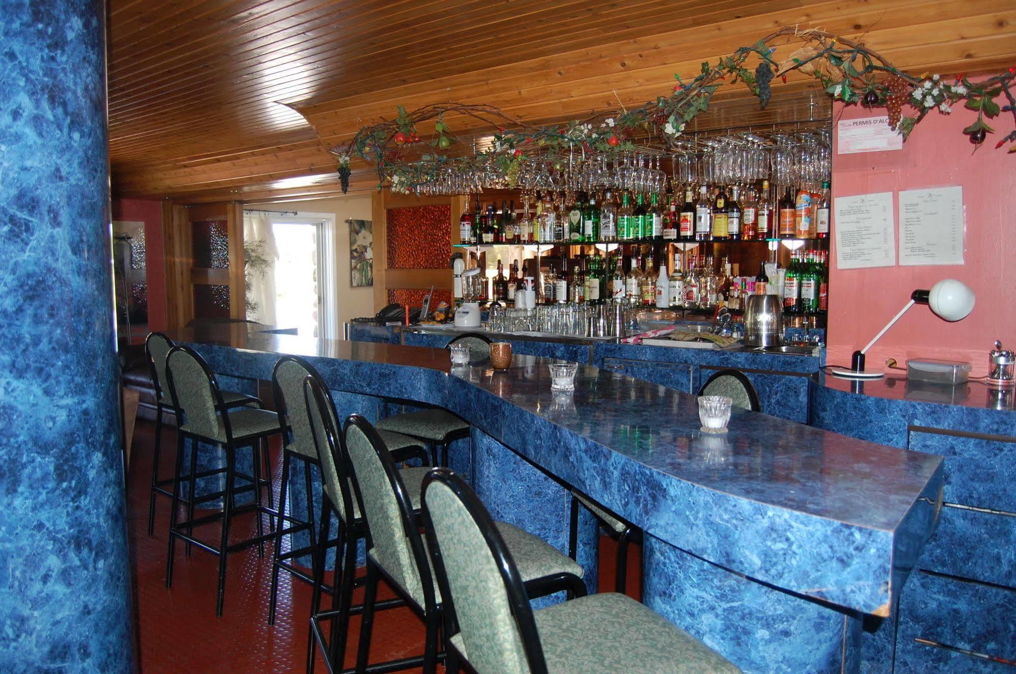 Auberge Godard Nominingue Exterior photo