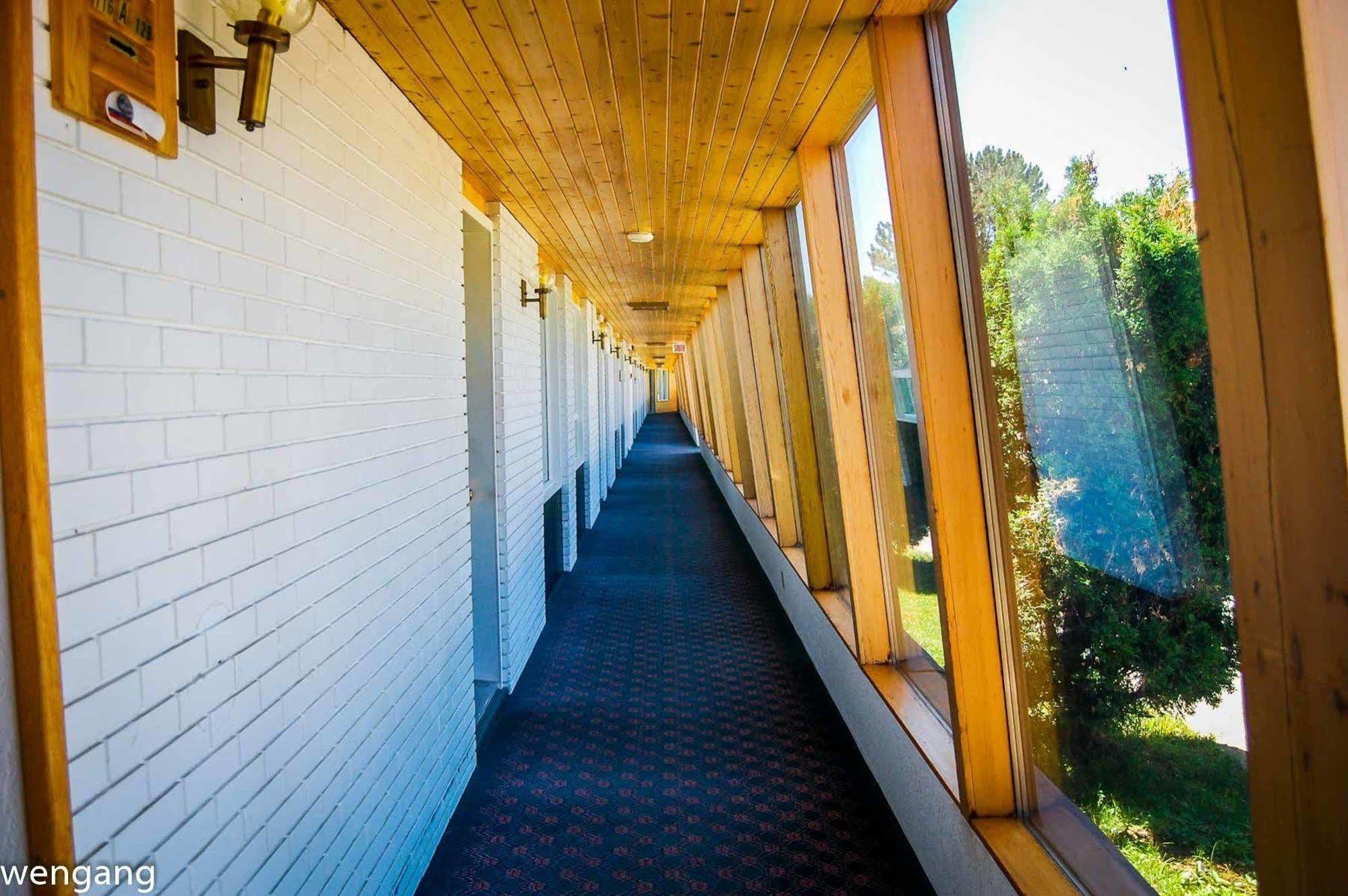 Auberge Godard Nominingue Exterior photo